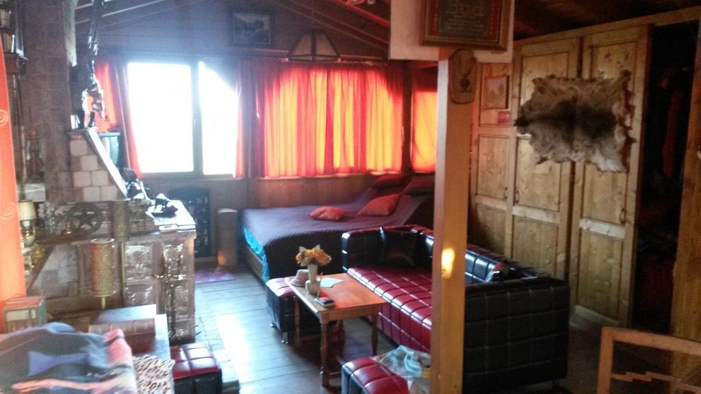 Transylvania Cowboy Cottage คลูจ-นาโปกา ห้อง รูปภาพ